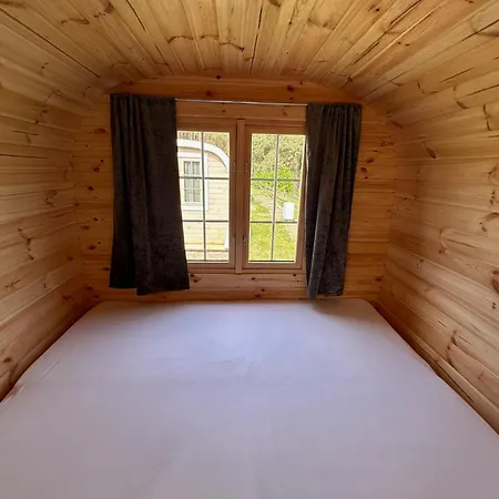 Naturcamping Lüneburger Heide - Chalets&Tiny Häuser Soltau Exterior foto
