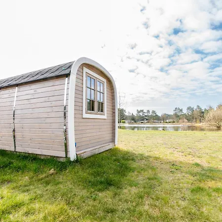 Naturcamping Lueneburger Heide - Chalets & Tiny Haeuser Soltau Exterior photo
